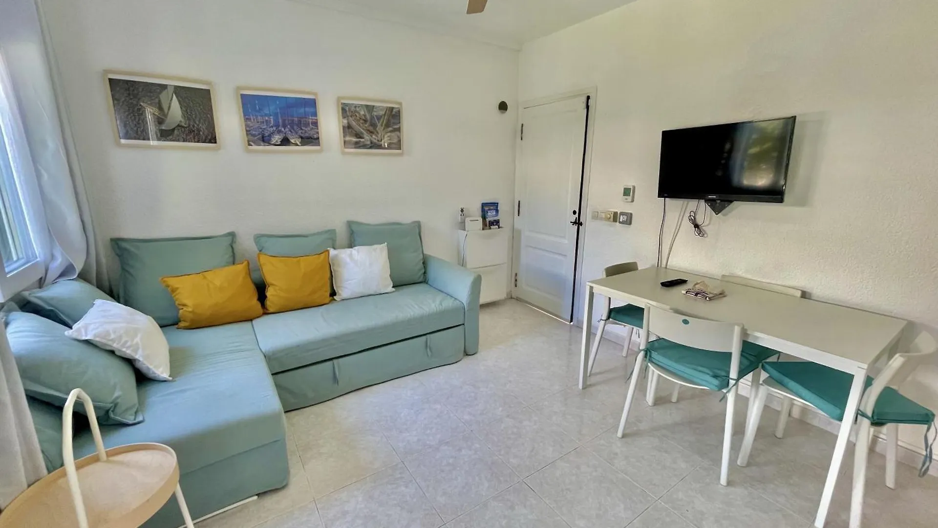 Forcat Apartamento Bajo Con Jardin Y Piscina シウタデリャ アパート